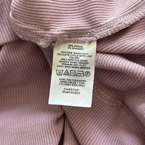 Loft Outlet Ribbed Soft Pink Boat Neck 3/4 Sleeve Top Sz Small - Picture 8 of 8